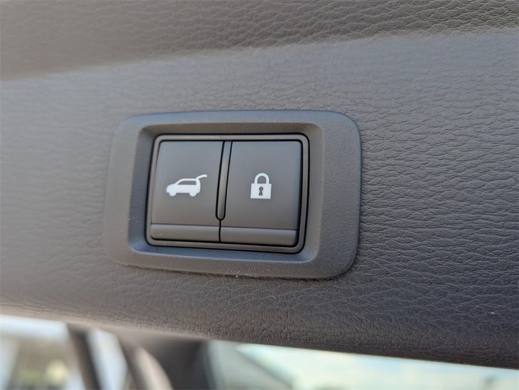 new 2025 Mitsubishi Outlander car, priced at $43,010