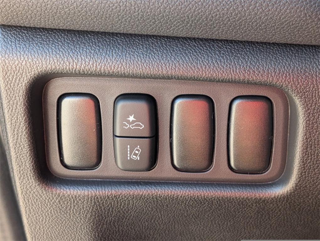new 2025 Mitsubishi Outlander Sport car, priced at $28,708