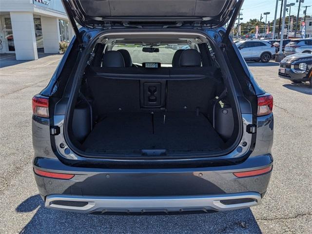 new 2024 Mitsubishi Outlander car, priced at $37,800