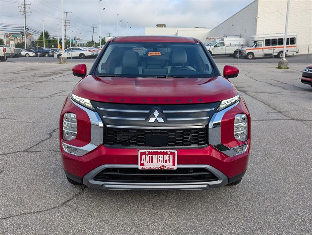 new 2025 Mitsubishi Outlander car, priced at $40,430