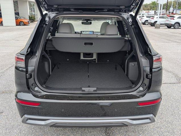 new 2025 Mitsubishi Outlander car, priced at $45,590