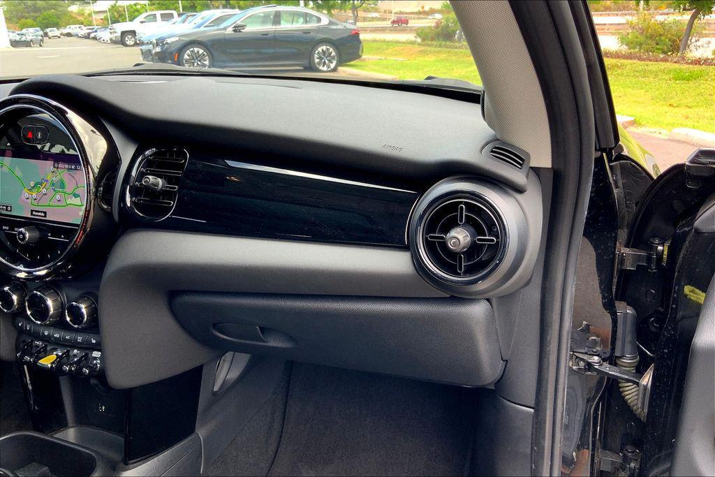 used 2024 MINI Hardtop car, priced at $27,295