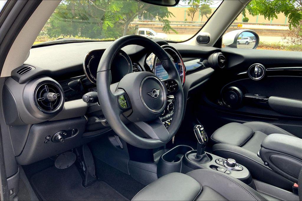 used 2024 MINI Hardtop car, priced at $27,295