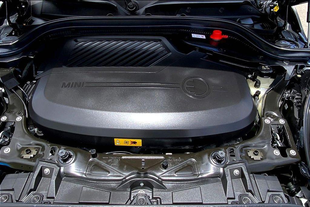 used 2024 MINI Hardtop car, priced at $27,295