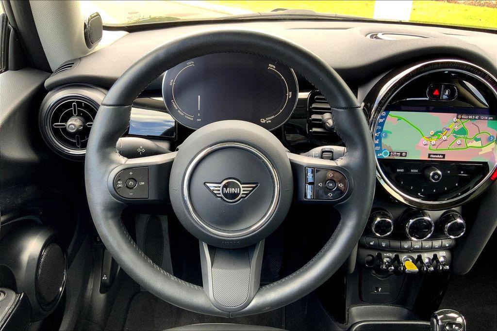 used 2024 MINI Hardtop car, priced at $27,295