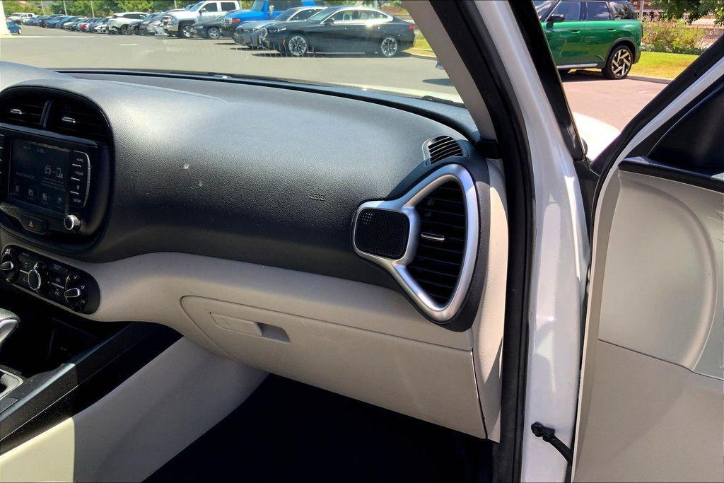 used 2021 Kia Soul car, priced at $14,795