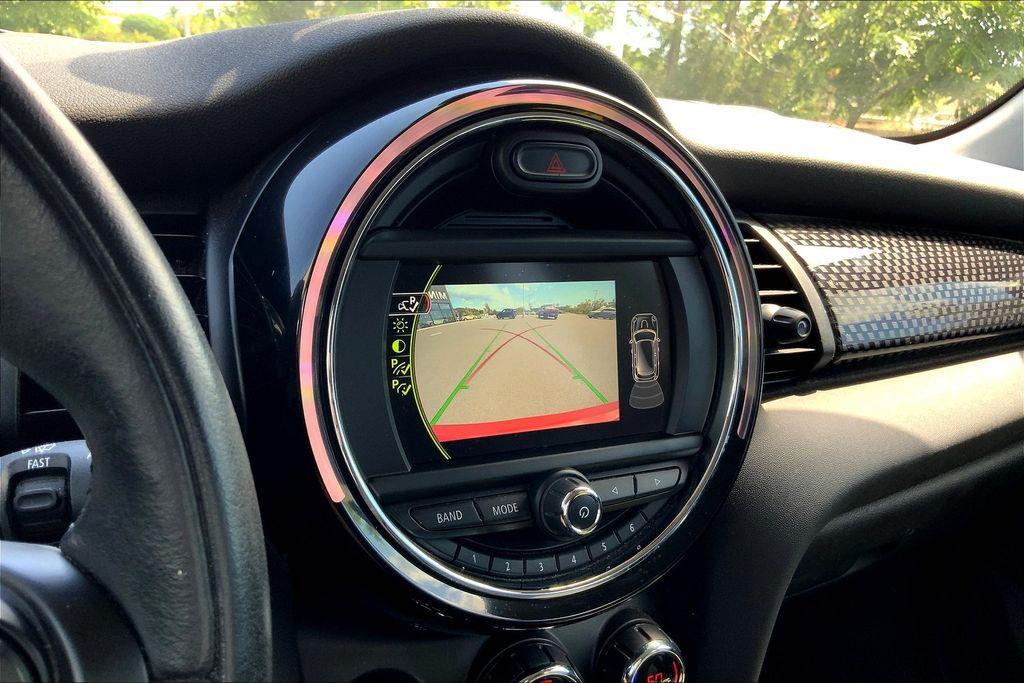 used 2018 MINI Hardtop car, priced at $18,495