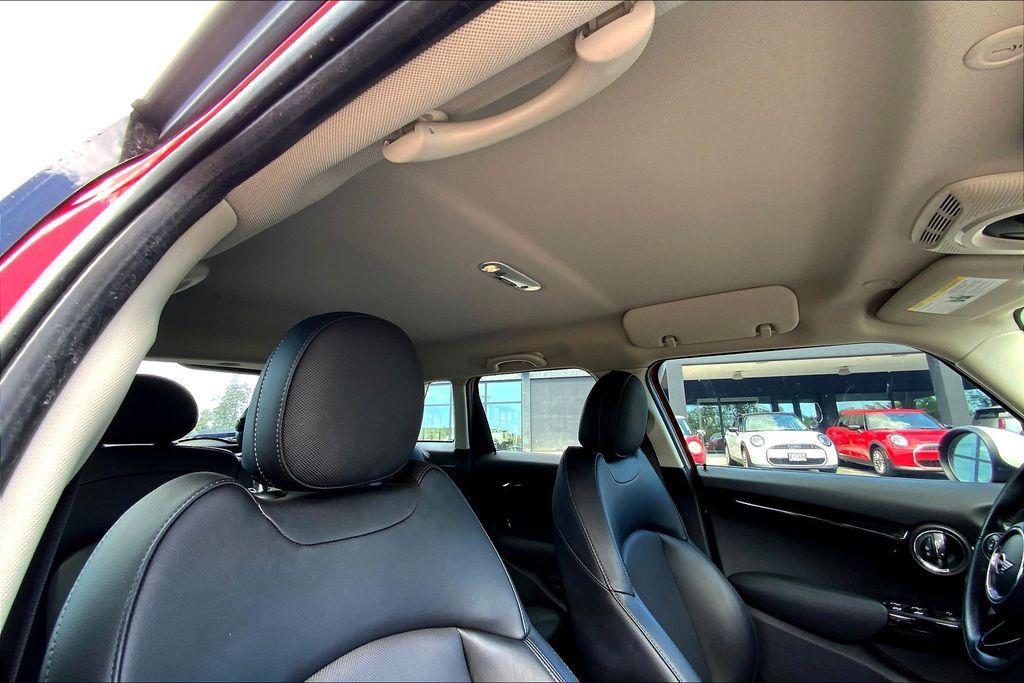used 2018 MINI Hardtop car, priced at $18,495
