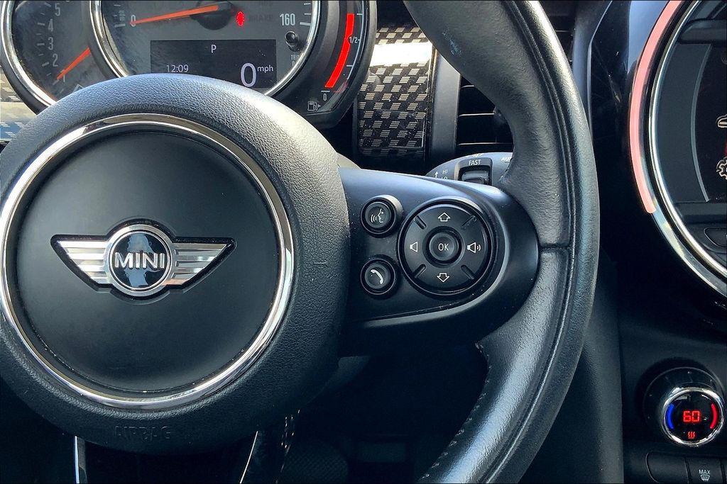 used 2018 MINI Hardtop car, priced at $18,495