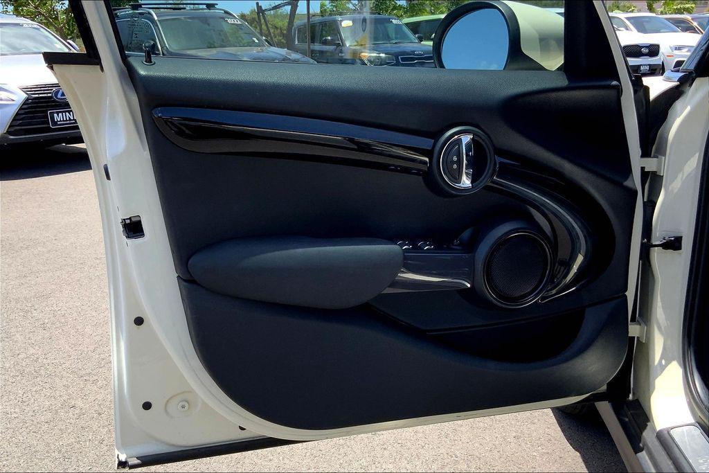 used 2021 MINI Hardtop car, priced at $22,495