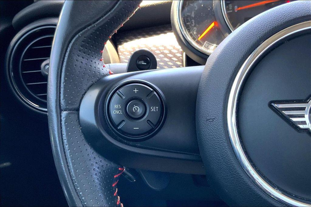 used 2021 MINI Hardtop car, priced at $22,495