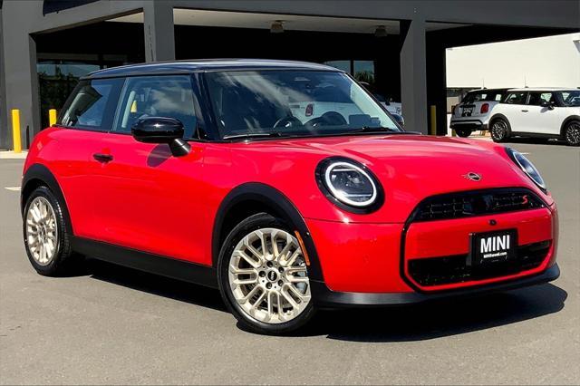 new 2025 MINI Hardtop car, priced at $37,380