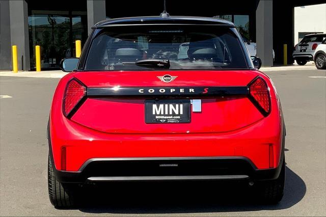new 2025 MINI Hardtop car, priced at $37,380