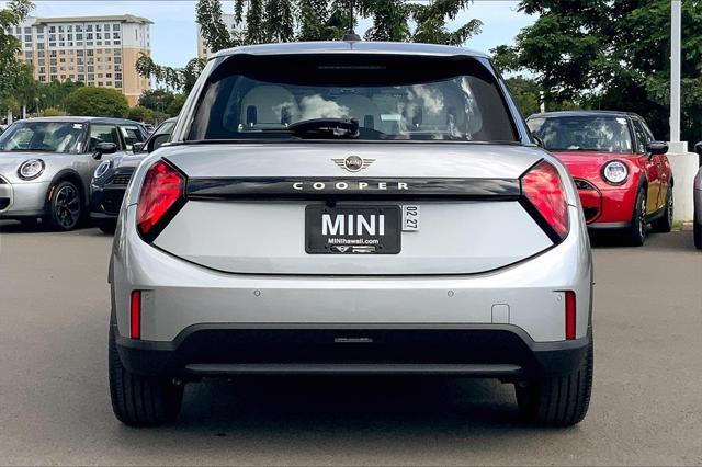 new 2025 MINI Hardtop car, priced at $33,345