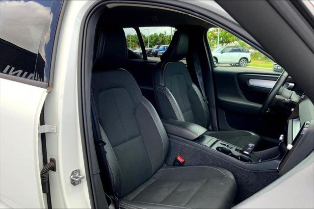used 2020 Volvo XC40 car, priced at $23,495