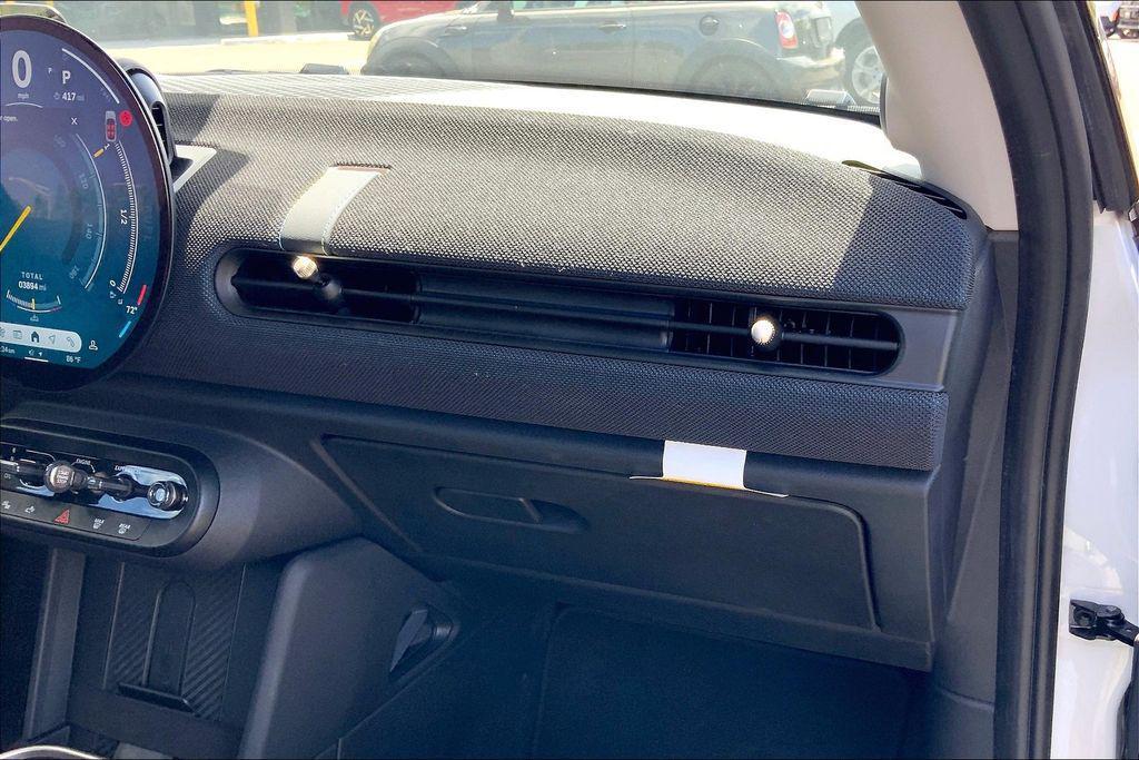 used 2025 MINI Hardtop car, priced at $32,495