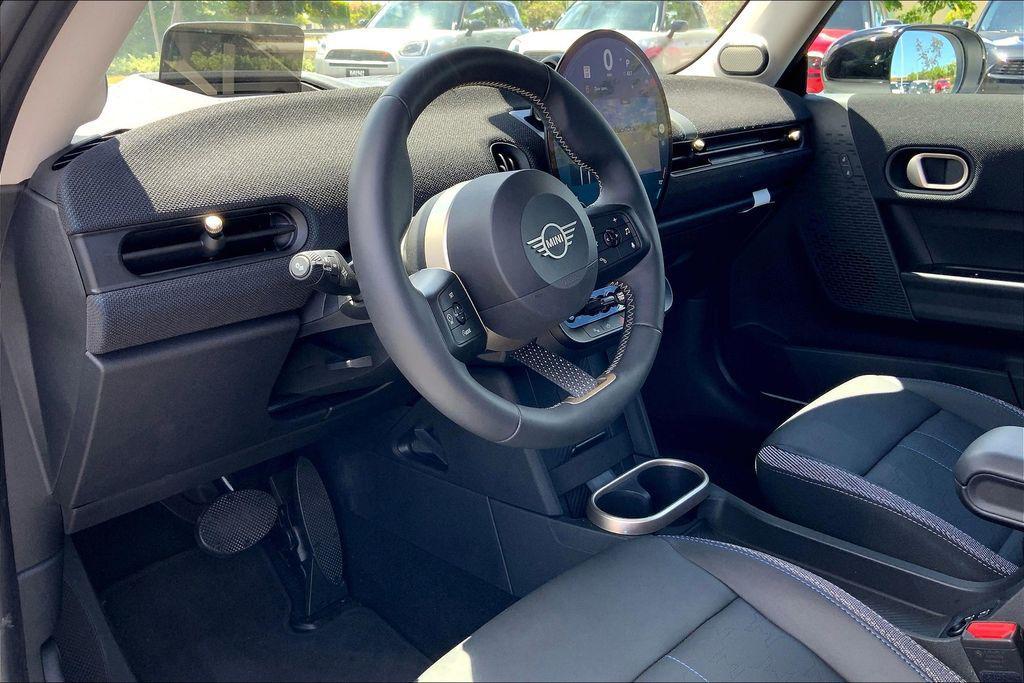 used 2025 MINI Hardtop car, priced at $32,495