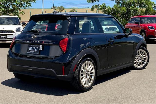 used 2025 MINI Hardtop car, priced at $34,995