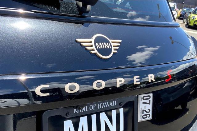 used 2025 MINI Hardtop car, priced at $34,995