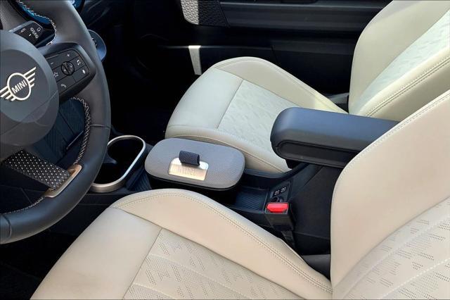 used 2025 MINI Hardtop car, priced at $34,995