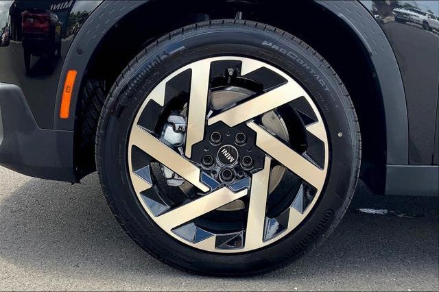 new 2025 MINI Countryman car, priced at $43,525