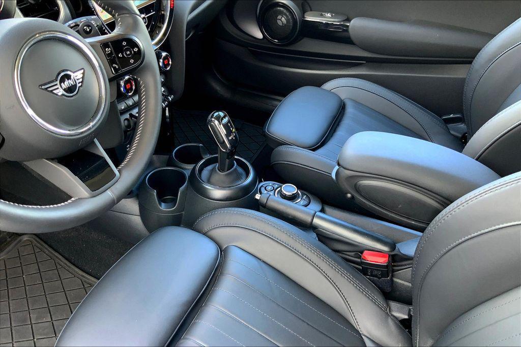 used 2024 MINI Hardtop car, priced at $32,295