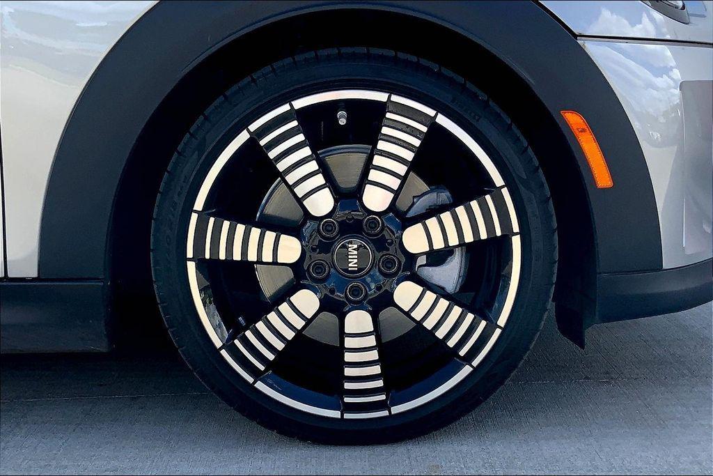 used 2024 MINI Hardtop car, priced at $32,295