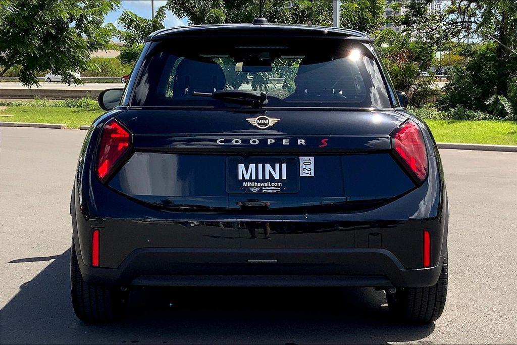 new 2026 MINI Hardtop car, priced at $39,325