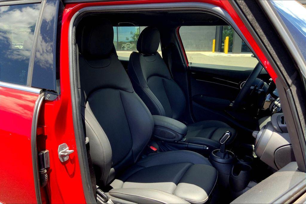 used 2023 MINI Hardtop car, priced at $25,495