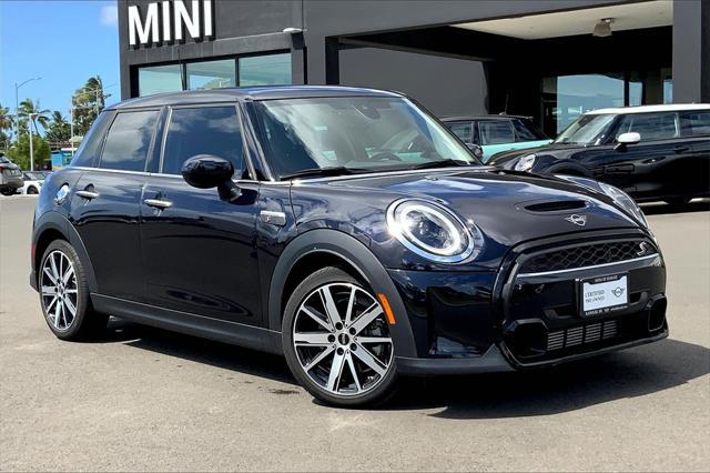 used 2024 MINI Hardtop car, priced at $31,995