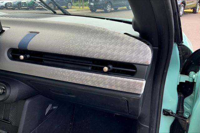 used 2025 MINI Hardtop car, priced at $33,495