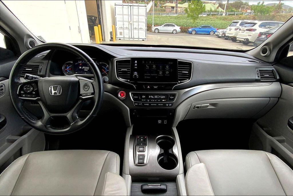 used 2022 Honda Pilot car, priced at $30,495