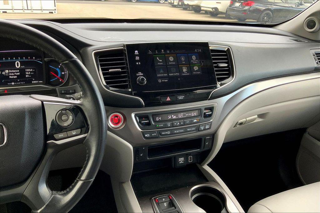 used 2022 Honda Pilot car, priced at $30,495