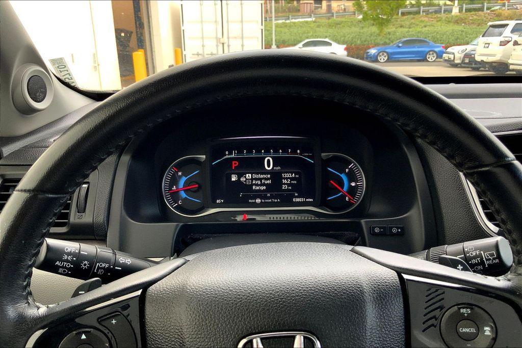 used 2022 Honda Pilot car, priced at $30,495