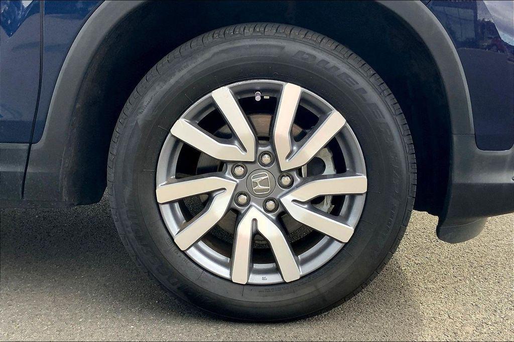 used 2022 Honda Pilot car, priced at $30,495