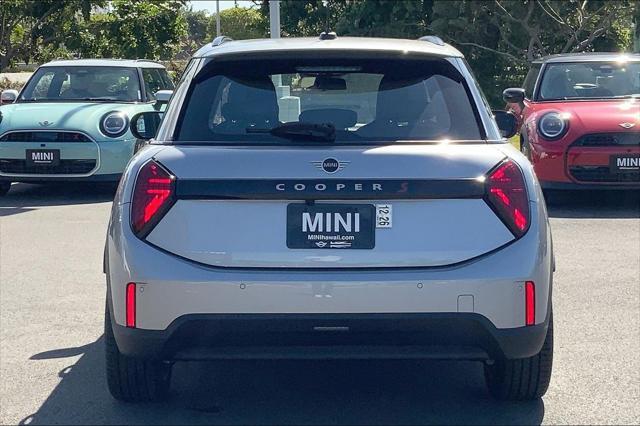 new 2025 MINI Hardtop car, priced at $36,930