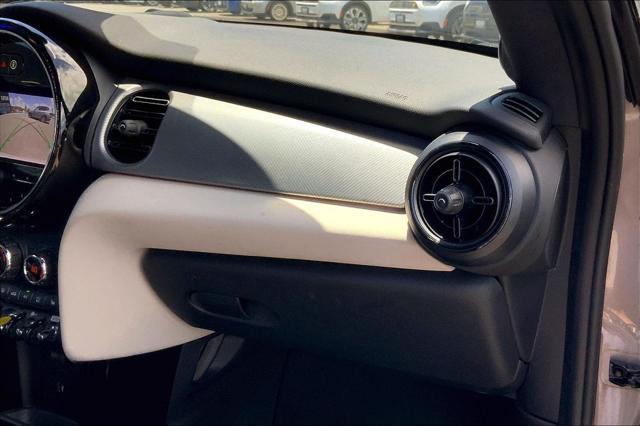 used 2022 MINI Hardtop car, priced at $22,495
