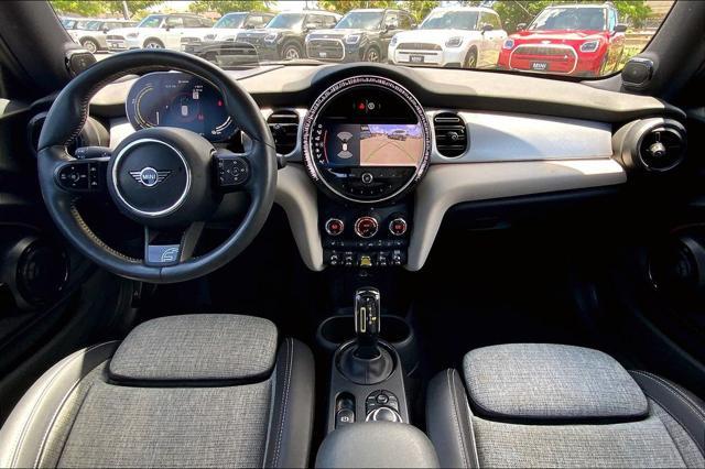 used 2022 MINI Hardtop car, priced at $22,495