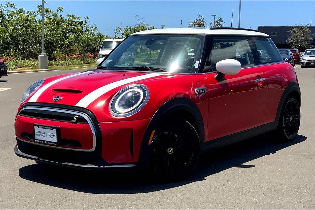 used 2024 MINI Hardtop car, priced at $26,495