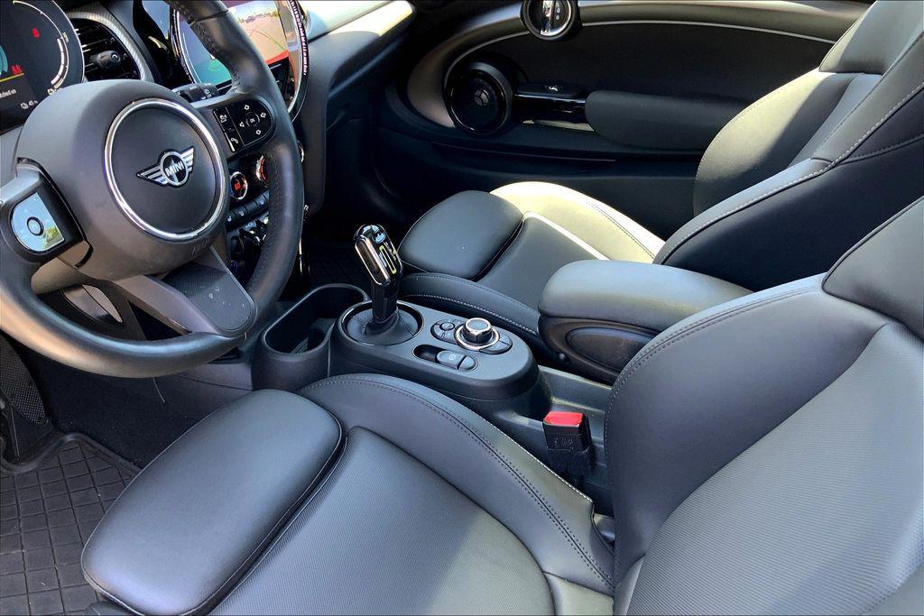 used 2024 MINI Hardtop car, priced at $26,495