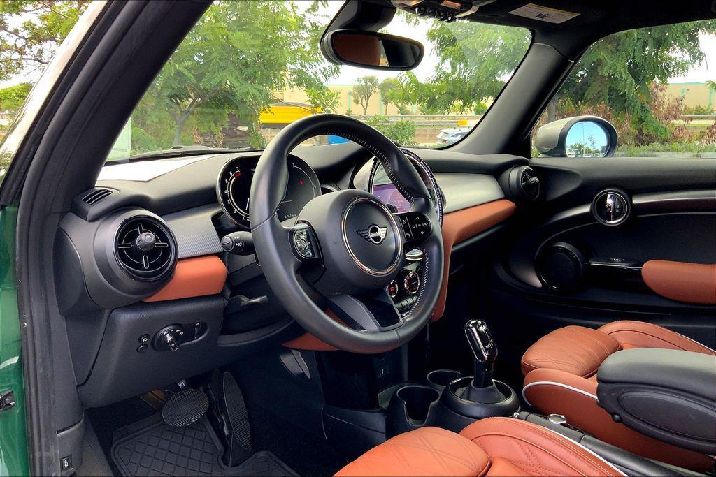 used 2023 MINI Hardtop car, priced at $26,995