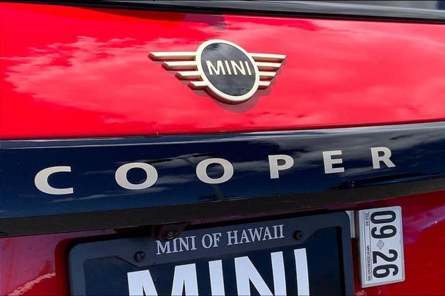 used 2025 MINI Hardtop car, priced at $29,995