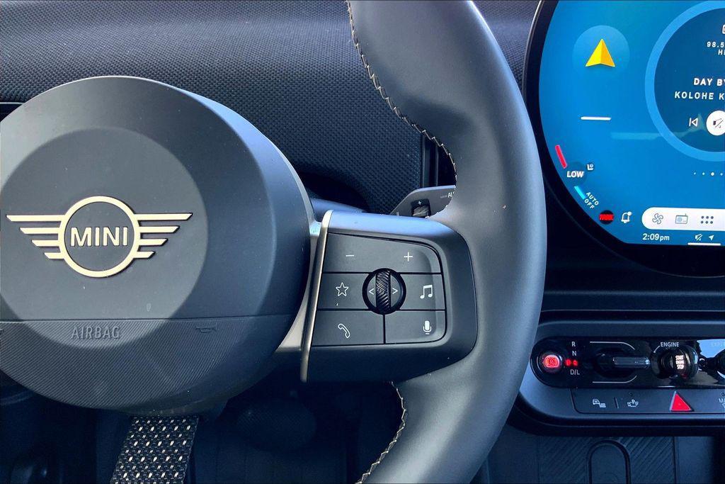 used 2025 MINI Hardtop car, priced at $29,995