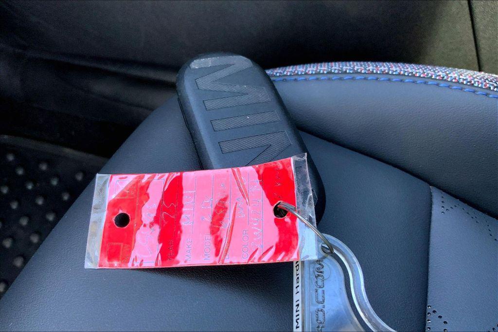 used 2025 MINI Hardtop car, priced at $29,995