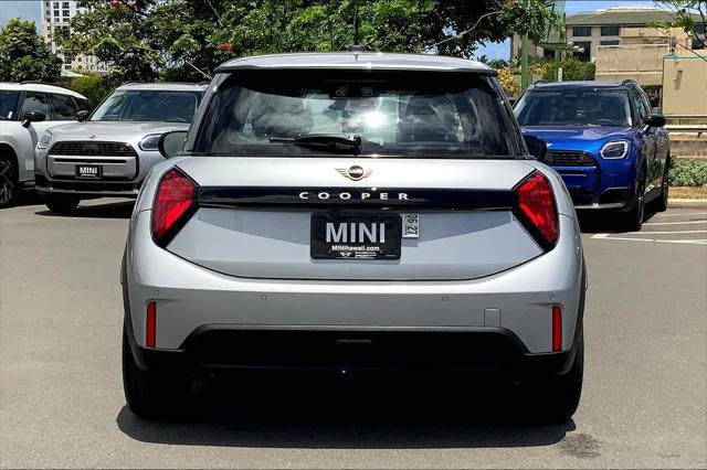 new 2025 MINI Hardtop car, priced at $35,560