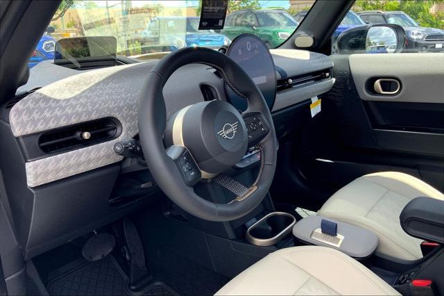 new 2025 MINI Hardtop car, priced at $35,560