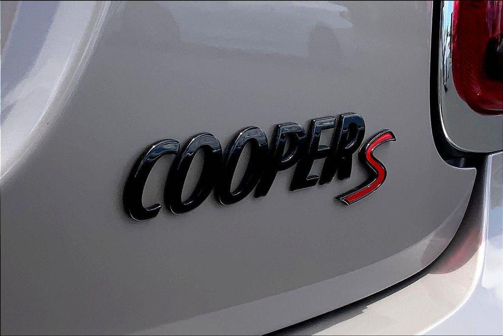 used 2023 MINI Hardtop car, priced at $28,495