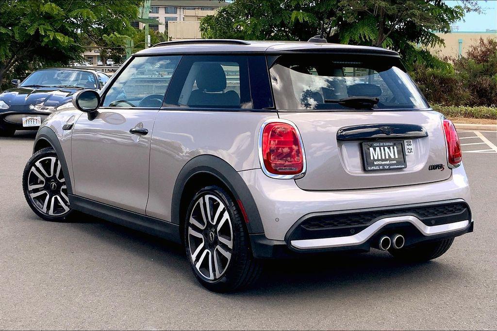 used 2023 MINI Hardtop car, priced at $28,495