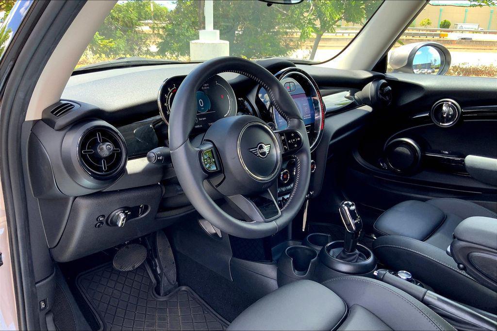 used 2023 MINI Hardtop car, priced at $28,495