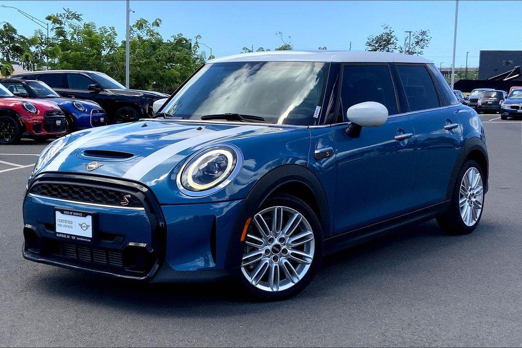 used 2023 MINI Hardtop car, priced at $26,495